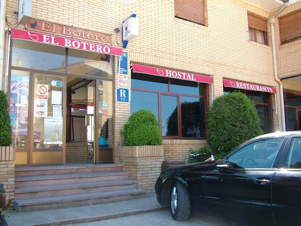 Hostal El Botero Cuzcurrita-Rio Tiron ภายนอก รูปภาพ
