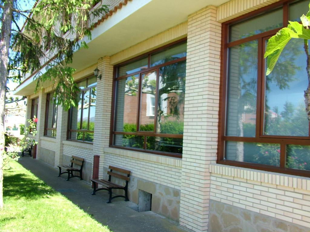 Hostal El Botero Cuzcurrita-Rio Tiron ภายนอก รูปภาพ
