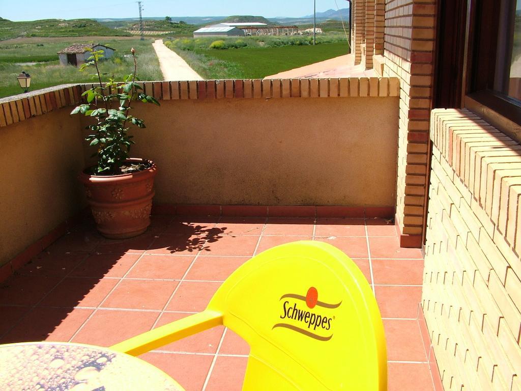 Hostal El Botero Cuzcurrita-Rio Tiron ภายนอก รูปภาพ