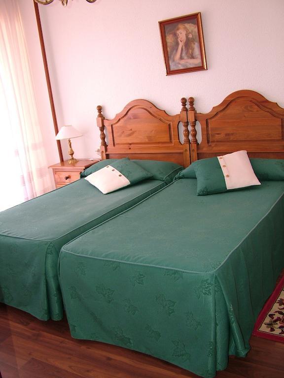 Hostal El Botero Cuzcurrita-Rio Tiron ภายนอก รูปภาพ