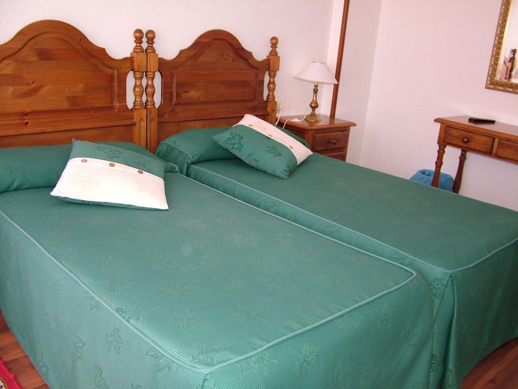 Hostal El Botero Cuzcurrita-Rio Tiron ภายนอก รูปภาพ
